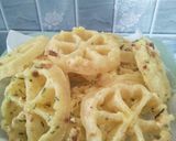 Foto langkah ke 5 dari resep 64. Kembang Goyang.