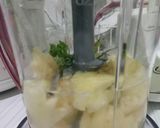 Foto langkah ke 1 dari resep Jus Nanas Seledri.
