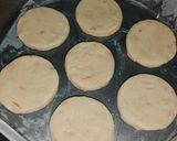 A picture of step 4 of Peanut Naan-Khatai 🥜🥜🥜.