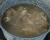 Foto langkah ke 5 dari resep Soto Ayam Kuning.