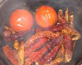 रेड चिली सॉस(red chilli sauce recepie inhindi) रेसिपी चरण 2 फोटो