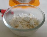 A picture of step 1 of Bell Pepper Paneer Bhurji.