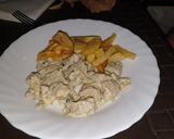 Foto del paso 2 de la receta: Pollo troceado al roquefort con patatas