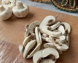 صورة لخطوة 1 من وصفة صوص الفطر الكريمي | Creamy Mushroom Sauce