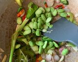 Foto langkah ke 7 dari resep Oseng Cumi Asin Pete.