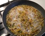 Foto del passaggio 5 della ricetta Fregola sarda con peperoni, datterini confit e gorgonzola