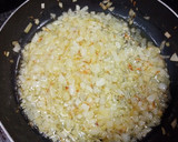 Foto del paso 4 de la receta: Solomillo de pollo en salsa de cebolla
