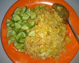 Foto langkah ke 6 dari resep Nasi goreng kol pedas.
