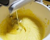 Foto langkah ke 1 dari resep Moist Chocolate Cake.