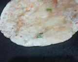A picture of step 5 of Chilli Potato Paratha.