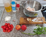 Foto del paso 1 de la receta: Espaguetis con gambas y tomates cherry