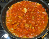 Foto del paso 3 de la receta: Macarrones con champiñones y salchichas