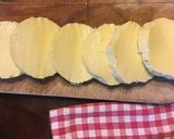 A picture of step 1 of California Farm Scallops au Gratin.