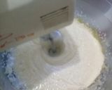Foto langkah ke 2 dari resep Bolu Mawar Pandan.