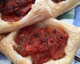 A picture of step 8 of Roasted tomato tarts.