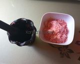 A picture of step 2 of Splash milkshake.