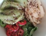 A picture of step 9 of Spinach pancake with spicy salad.