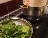 Foto del paso 2 de la receta: Salmón al vapor con acelgas rehogadas