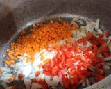 Foto del paso 1 de la receta: Empanadas vegetarianas integrales de espinaca salteada