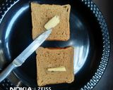 चीजी ब्रेड ऑमलेट (Cheesy Bread Omelet Recipe In Hindi) रेसिपी चरण 1 फोटो