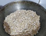 A picture of step 1 of Oats upma.