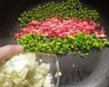 A picture of step 3 of Chinese rice.