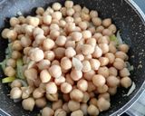 Foto del paso 3 de la receta: Garbanzos fritos al pimentón