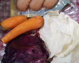 Foto langkah ke 2 dari resep Coleslaw dengan Sosis dan Telur.