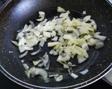 Foto del paso 2 de la receta: Hamburguesa de bacalao con pimientos asados