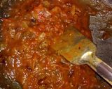 A picture of step 4 of Tamatar khajur ki chutney.