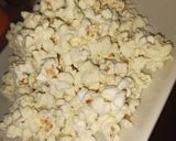 A picture of step 5 of Milk popcorn.