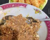 Foto langkah ke 2 dari resep Beef Burger with Dynamite Sauce Mozaru (baked rice).