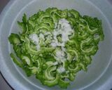 Foto langkah ke 1 dari resep Oseng Pare Rebon.