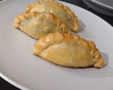 Foto langkah ke 6 dari resep Kibinai (Lithuanian Meat Pie).