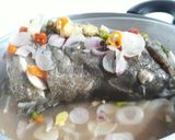 Foto langkah ke 3 dari resep Tim Asem Ikan Kerapu.