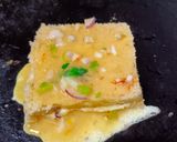 ब्रेड ऑमलेट क्रेक्स वाला(bread omelette cracks wala recipe in hindi) रेसिपी चरण 3 फोटो