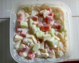 Foto langkah ke 2 dari resep Salad buah praktis 🍎🍉🍈🍐.