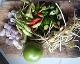 Foto langkah ke 1 dari resep Ikan peda/klotok cabai hijau.
