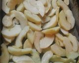A picture of step 5 of Easy Apple Cobbler.