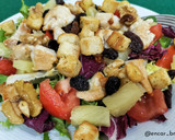Foto del paso 6 de la receta: Ensalada de brotes con pollo y piña
