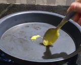 A picture of step 7 of Coconut burfi.