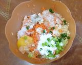 Foto langkah ke 1 dari resep Chicken egg roll.