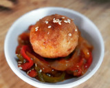 Foto del paso 6 de la receta: Albóndigas de bacalao con sofrito de pimientos
