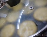 A picture of step 4 of Bajra and paneer appe.