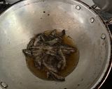 Foto langkah ke 1 dari resep Ikan bilis cabe ijo.