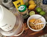 Une image de l'étape 1 de Houmous aux herbes de Provence.