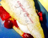 A picture of step 5 of Strawberry ShortCake #Ramadankitayari #CookpadFruits.
