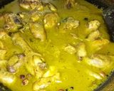 Foto langkah ke 9 dari resep Opor Ayam Bumbu Kuning.