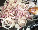 A picture of step 2 of Bangalore-style Chicken Curry.