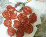 Foto del paso 5 de la receta: Tomates deshidratados en aceite de oliva con pimienta en granos y ajo